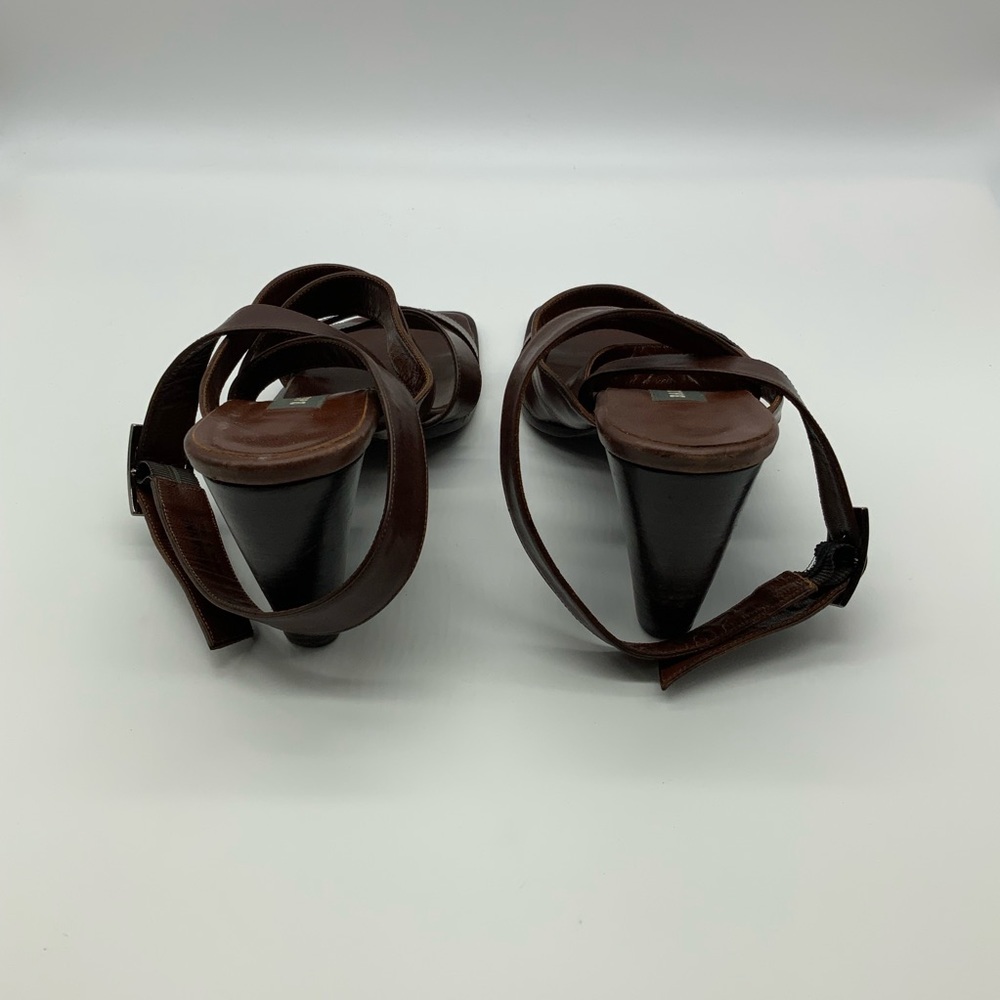 Bally Heel - Picture 3 of 5